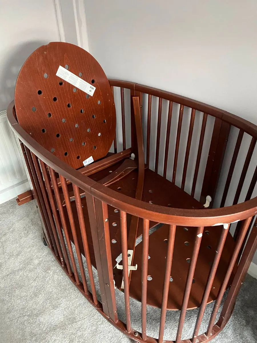 Baby cot - Image 2