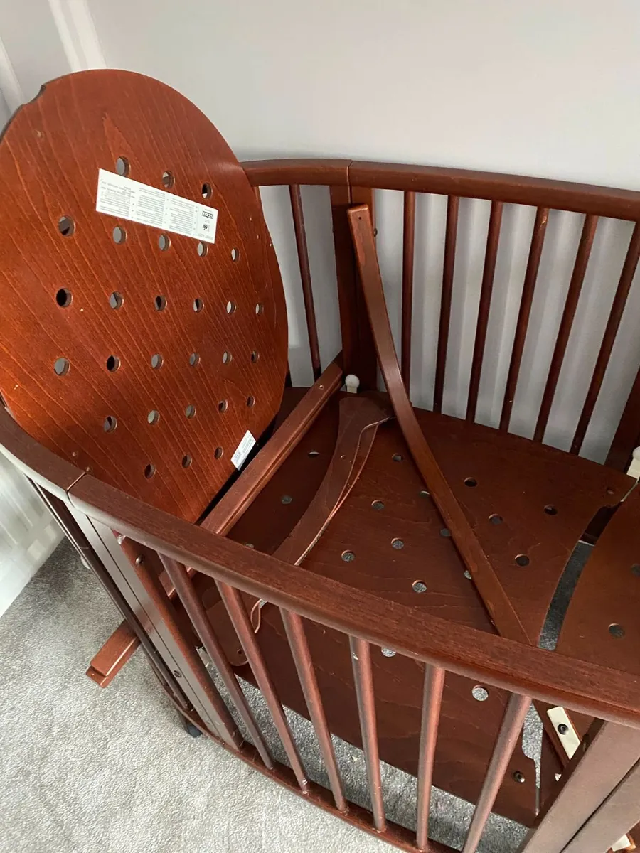 Baby cot - Image 3