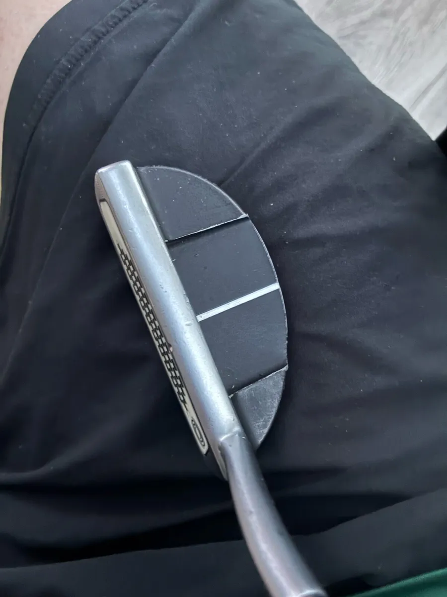 Odyssey Stroke lab 9 putter 34 inch - Image 1