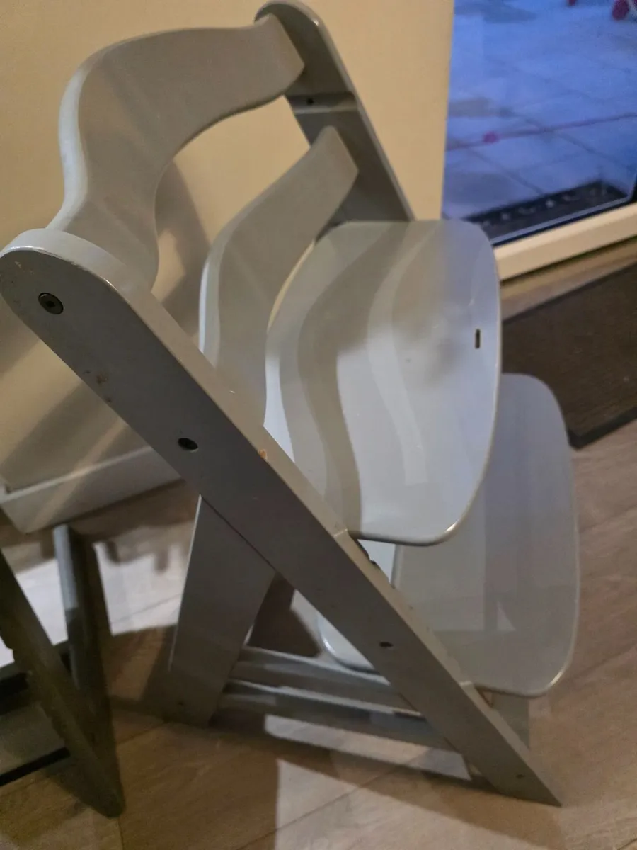 Hauck Feeding Chair - Excellent Condition - Image 3