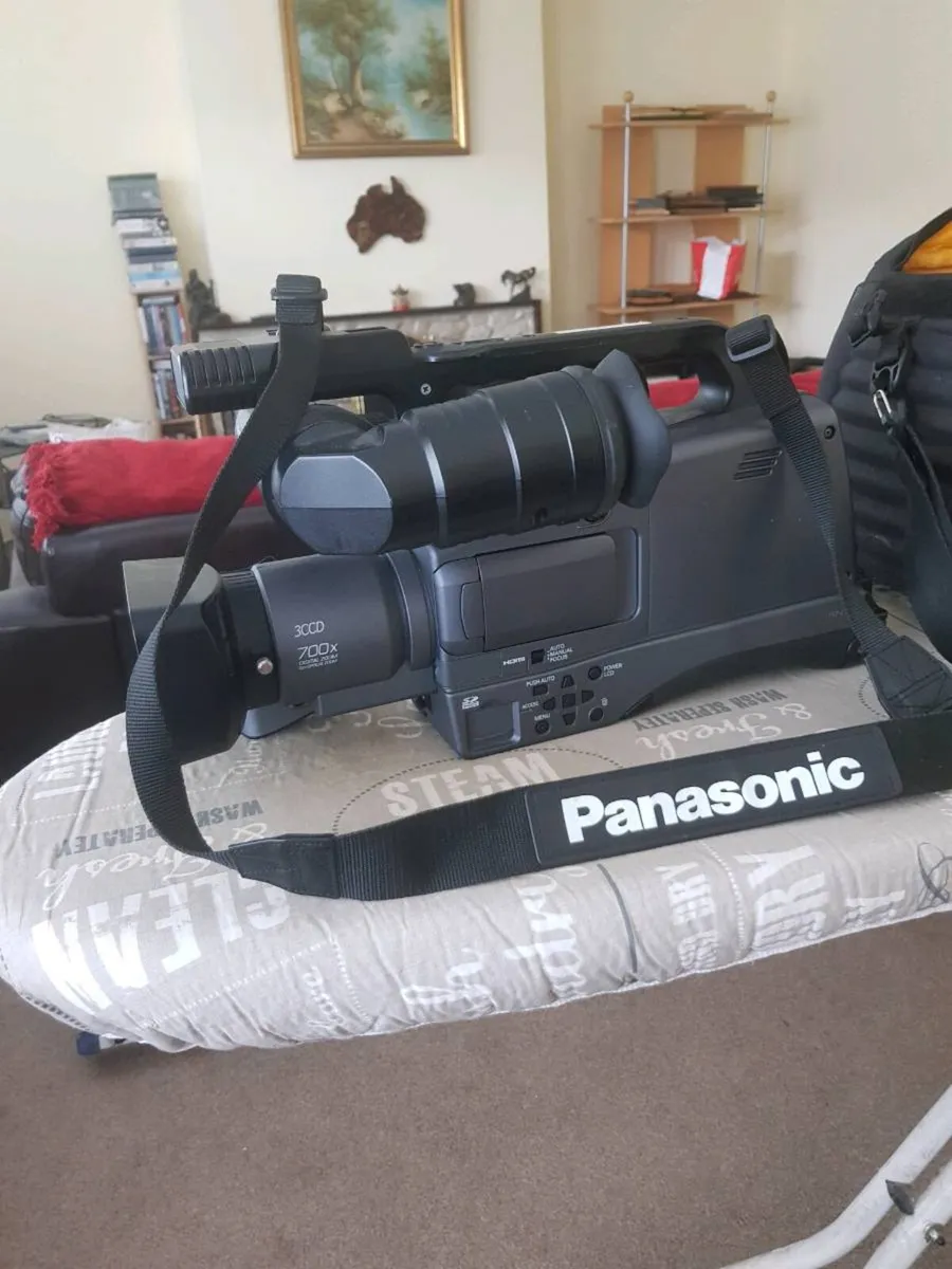 Panasonic AGHMC71E/SD Memory card camcorder - Image 3