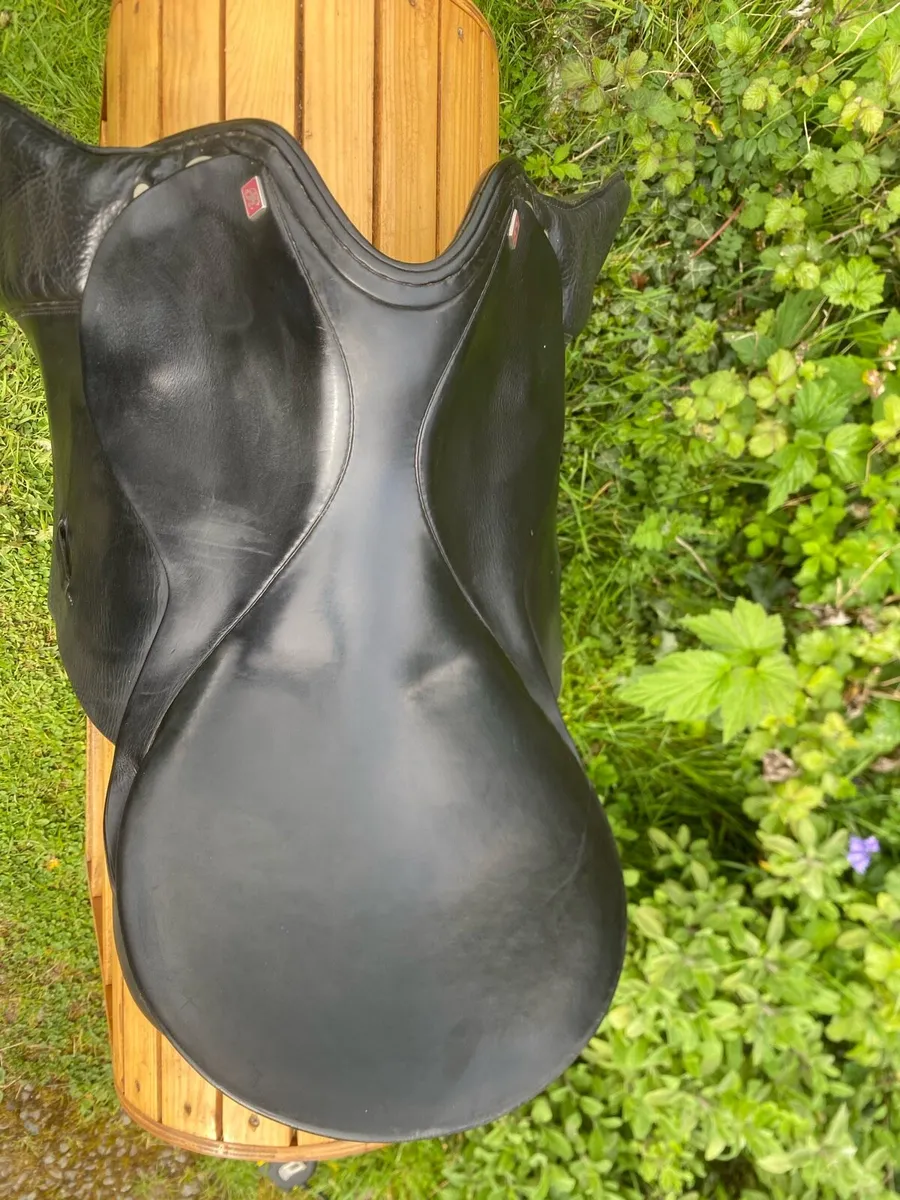 18.5 Rossnier black Leather saddle - Image 2