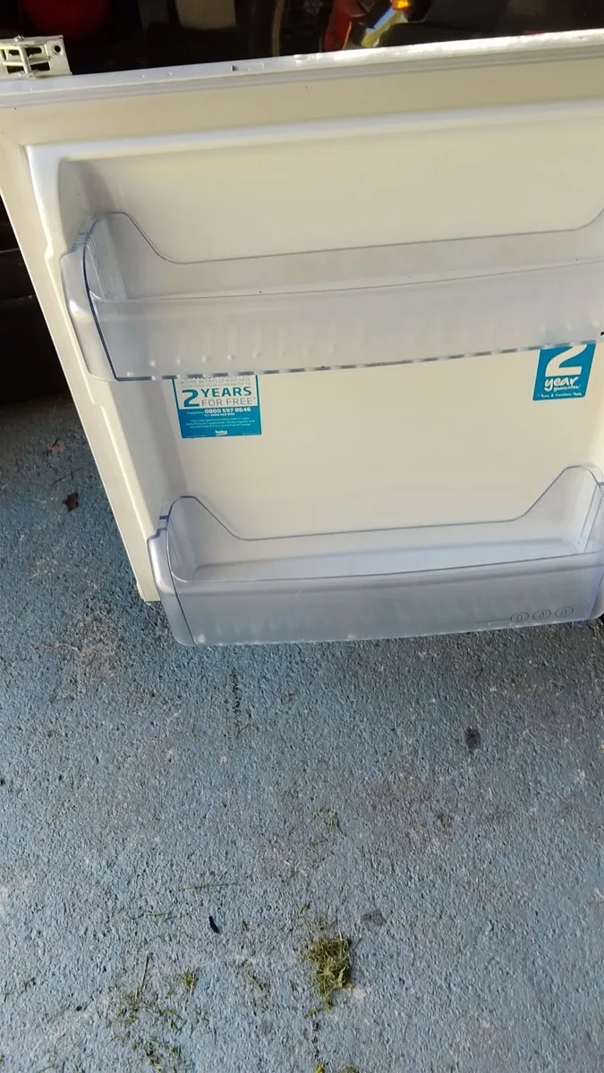 Fridge - Image 4