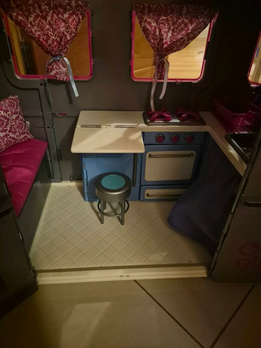 Horse cabin - Image 4