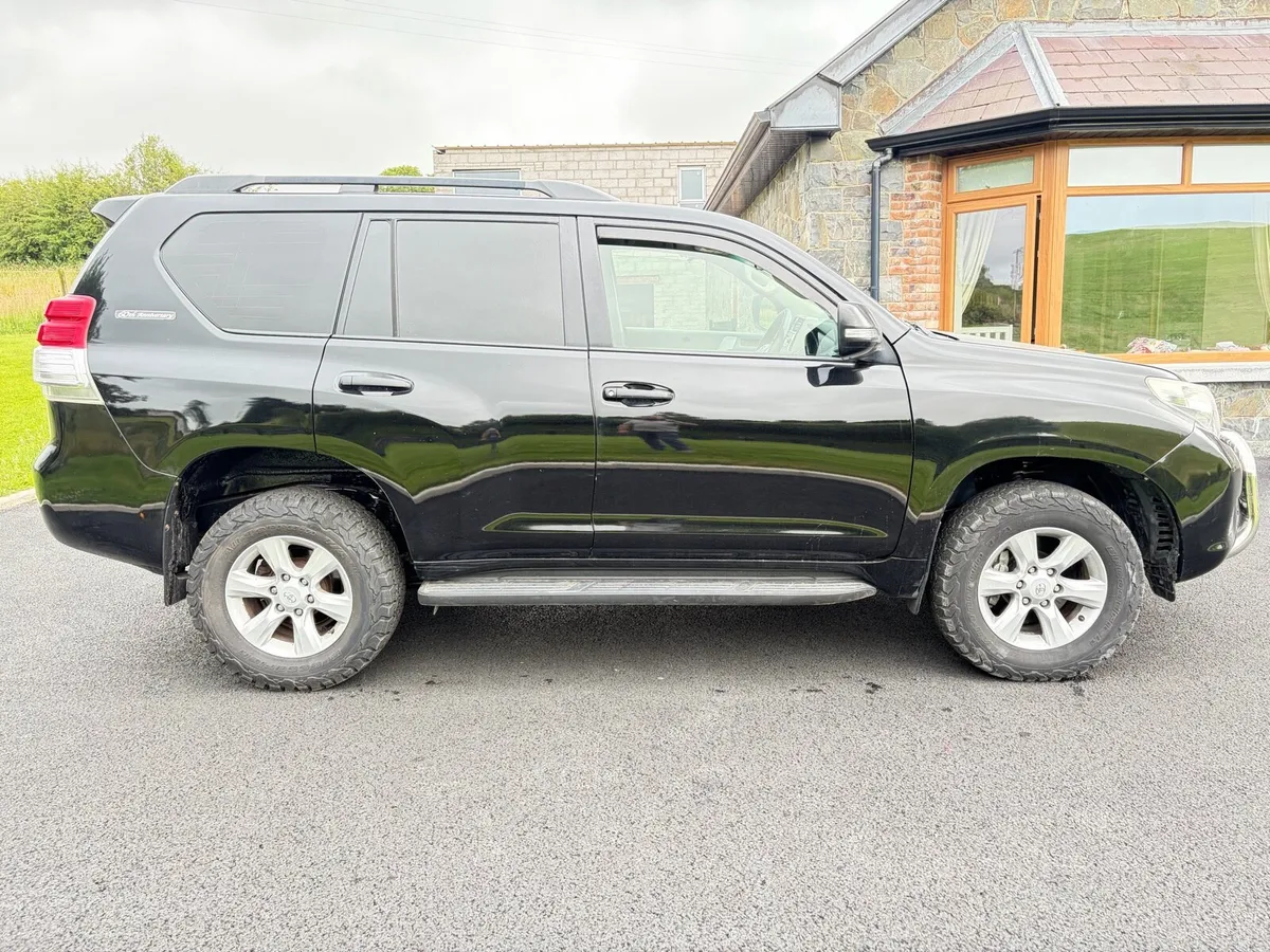 Toyota Landcruser - Image 4