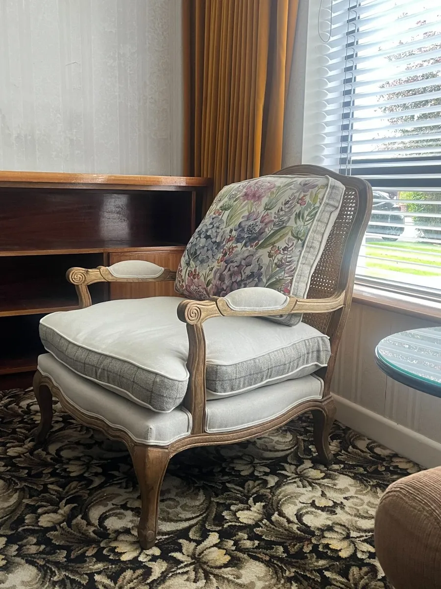 Elegant Vintage Bergère‑Style Armchair - Image 4