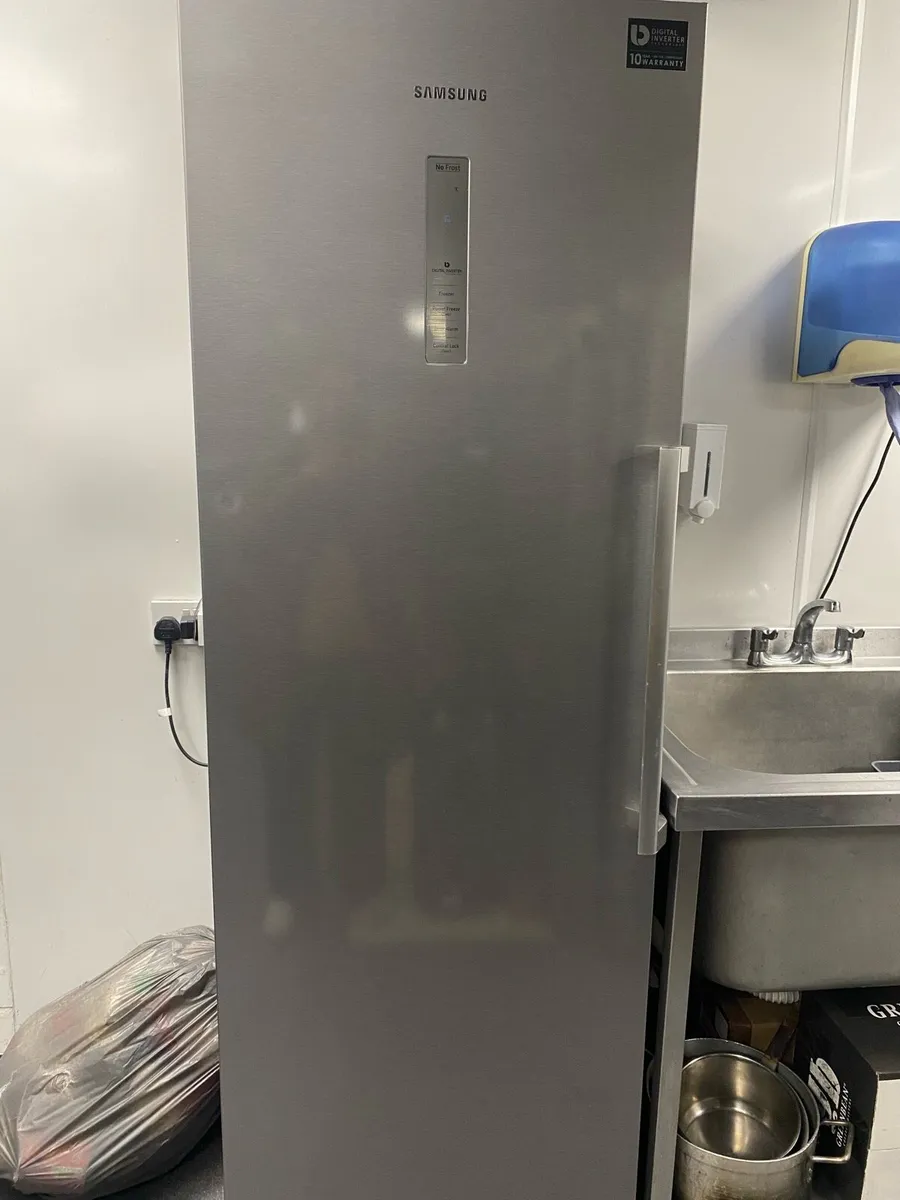 Freezer - Image 1
