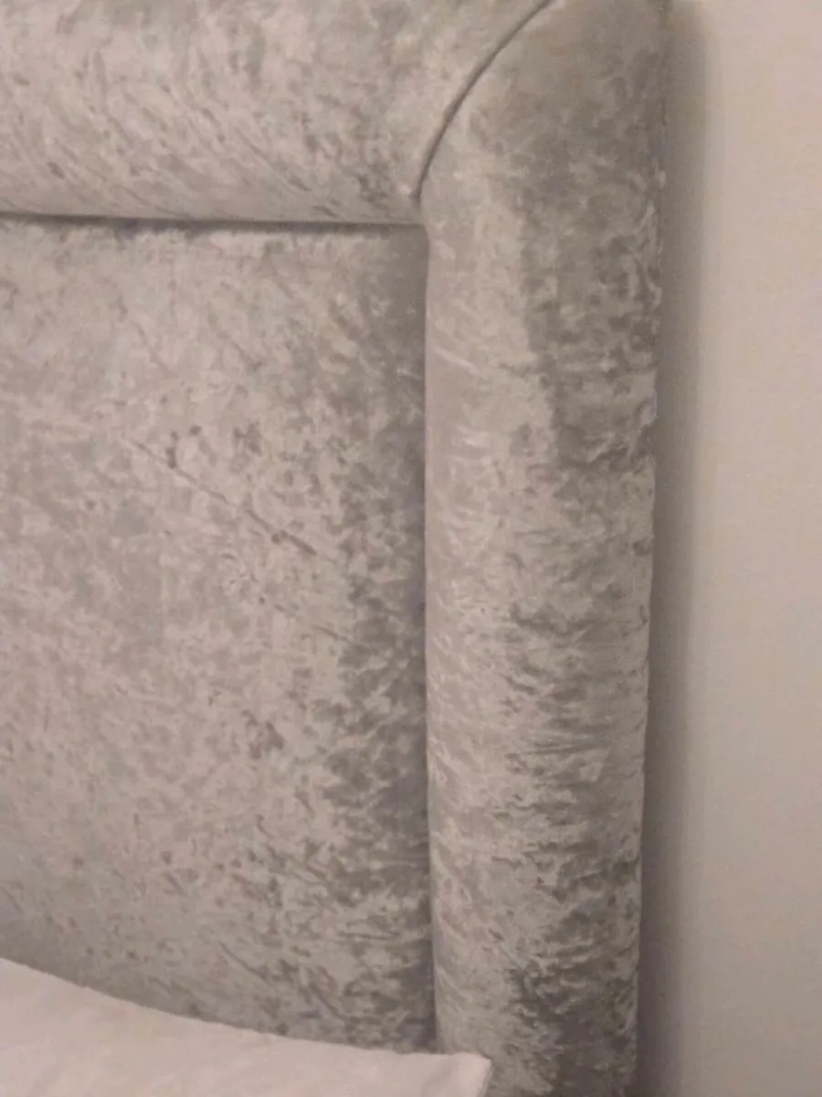Bed - Image 3