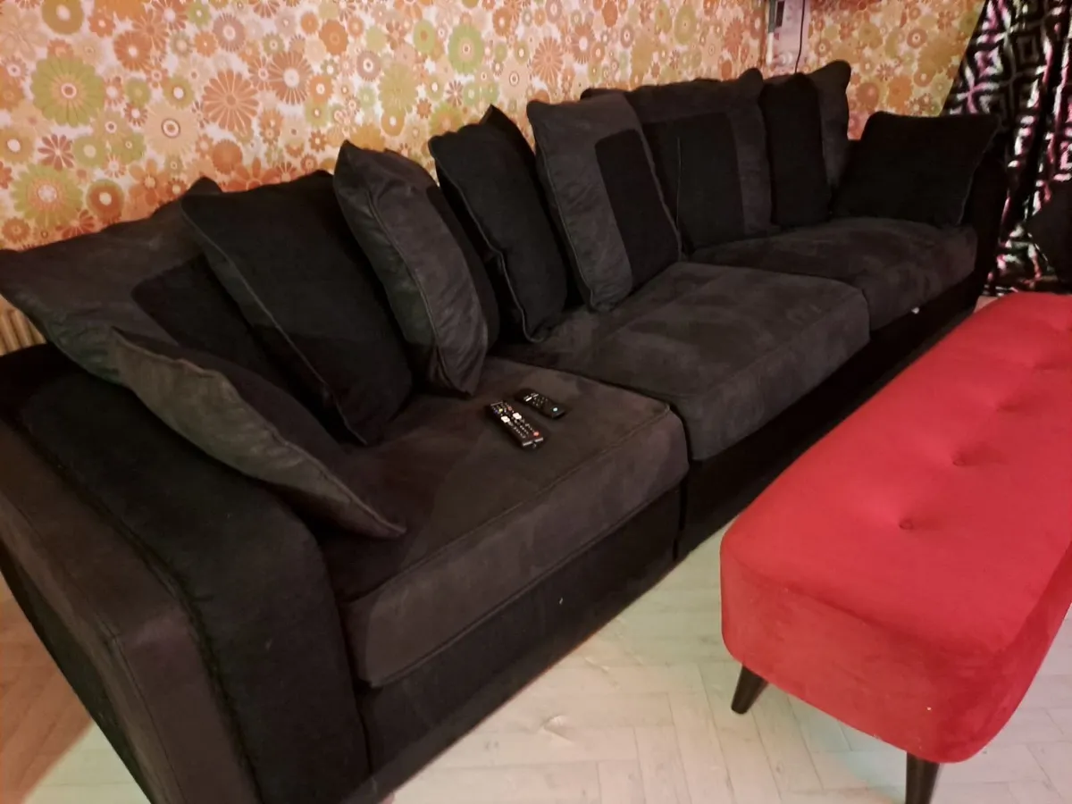Sofa - Image 4