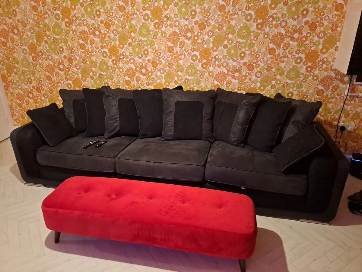 Vintage red footstool - Image 2