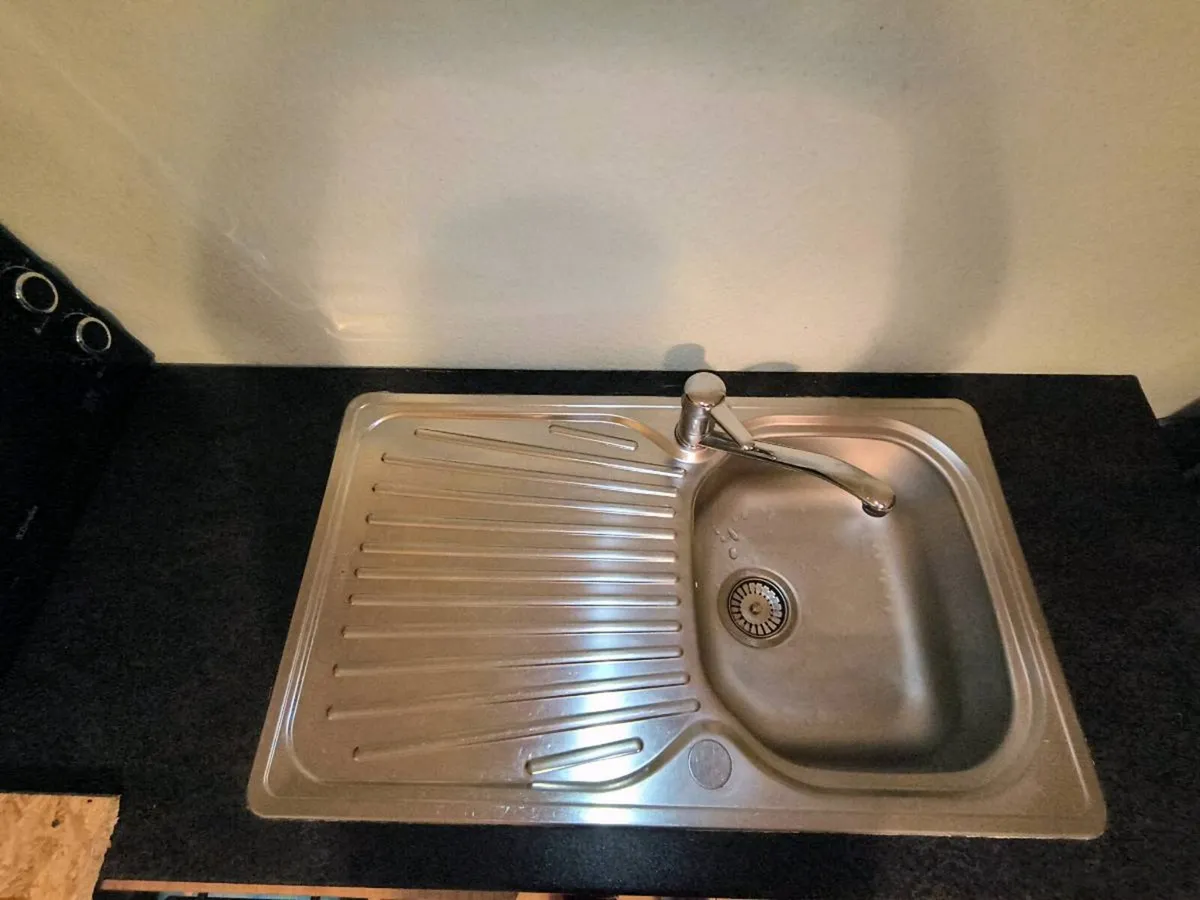 Kitchen Unit with Sink - Image 2