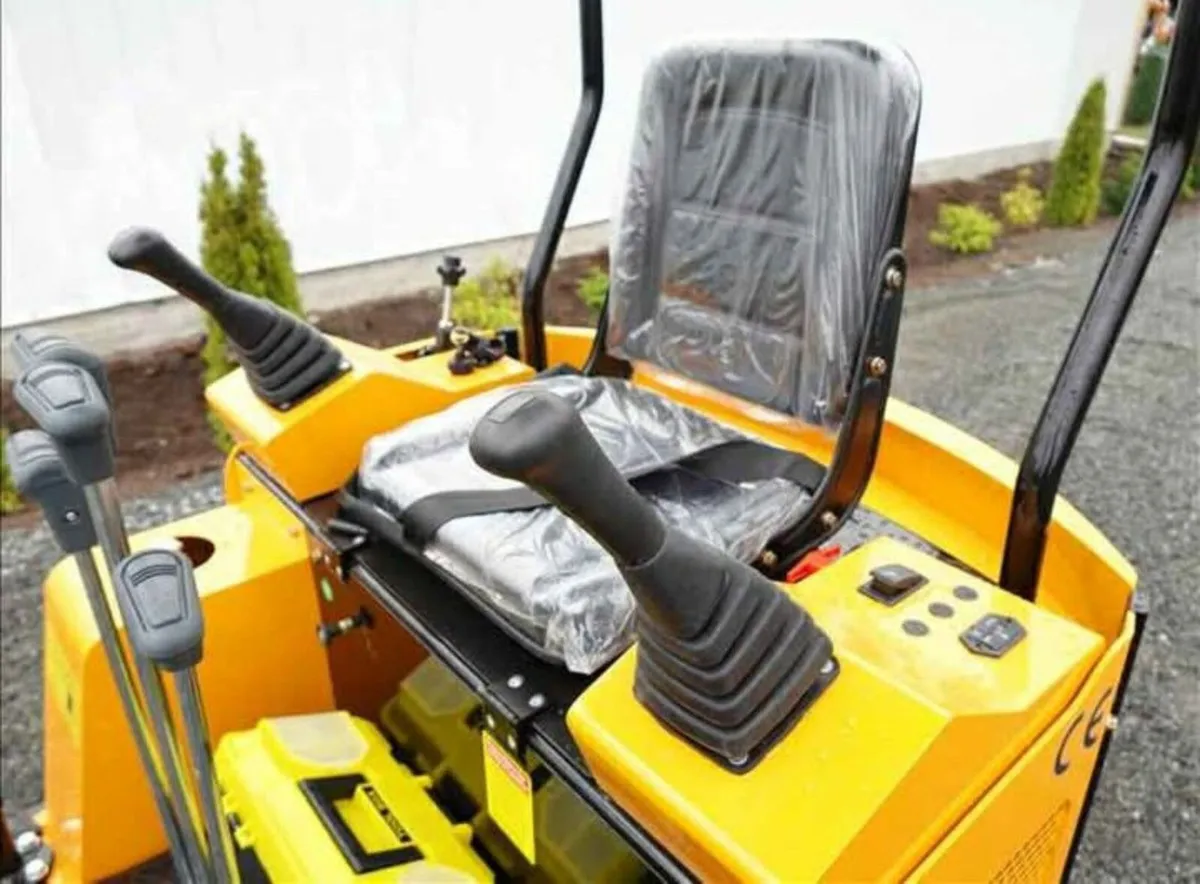 MIVA DIESEL MINI DIGGERS - Image 3