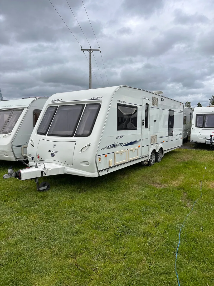 ✨STUNNING COMPASS RALLYE 4 BERTH FIXED BED✨ - Image 1