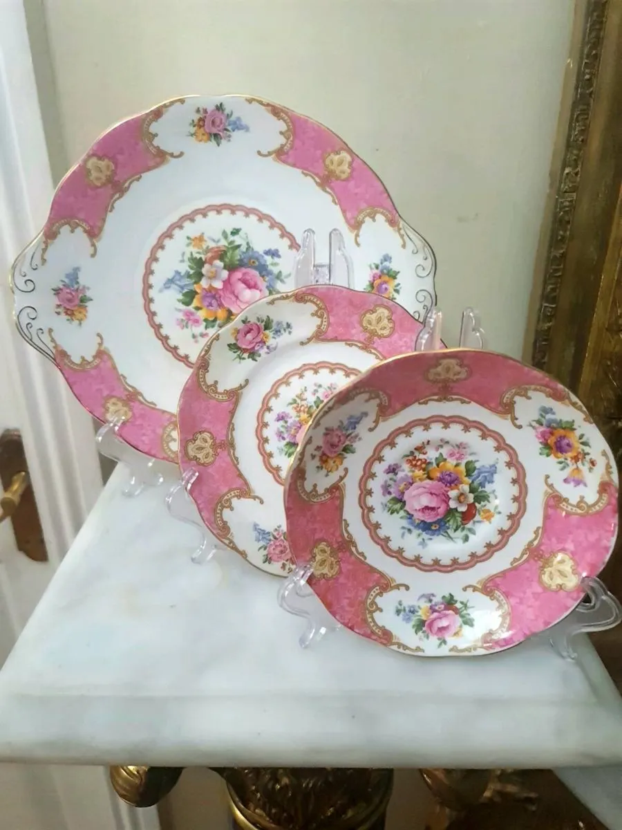 Royal Albert Lady Carlyle 21 piece teaset POSTAGE - Image 4