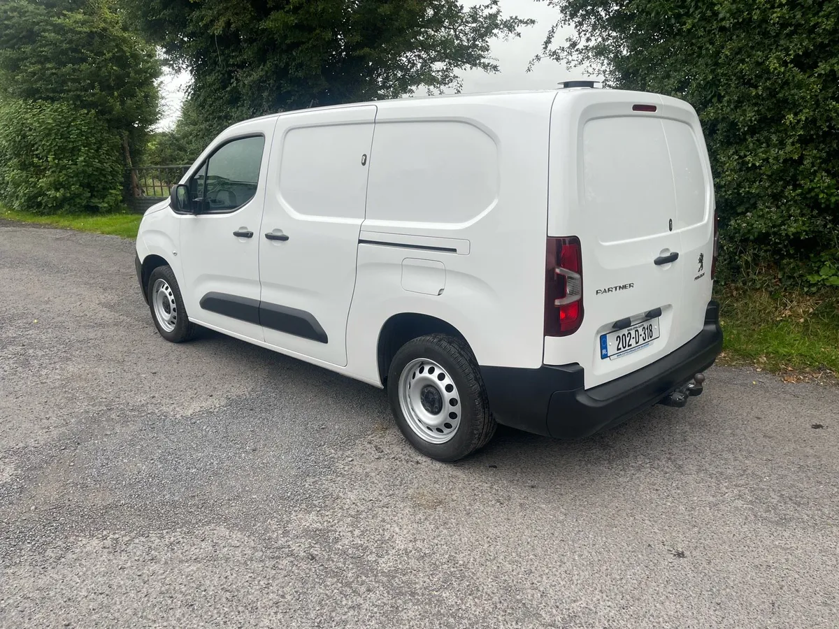 Peugeot Partner LWB (No VAT) - Image 4