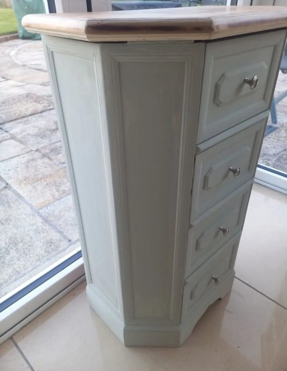 Chest of drawers - Image 2