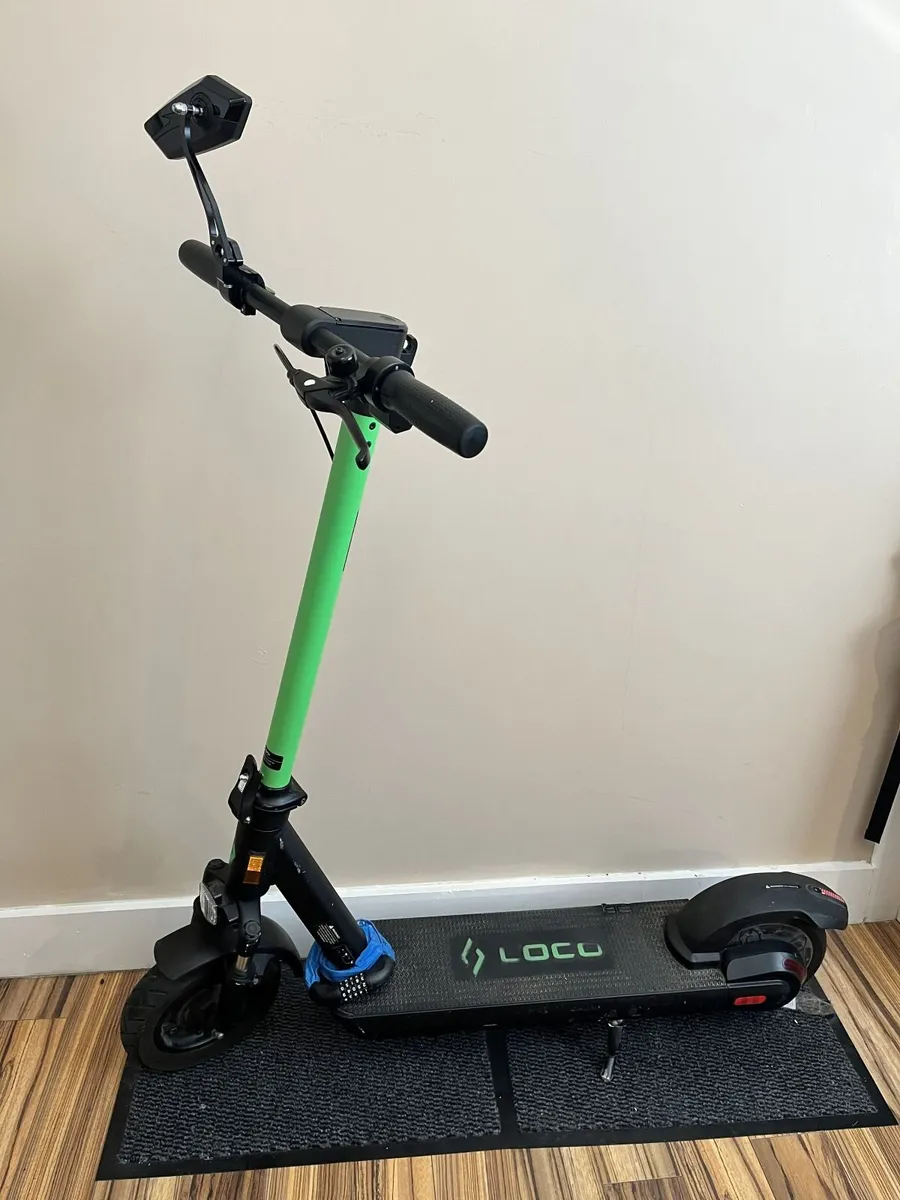 LOCO Motion Pro Electric Scooter - Image 1