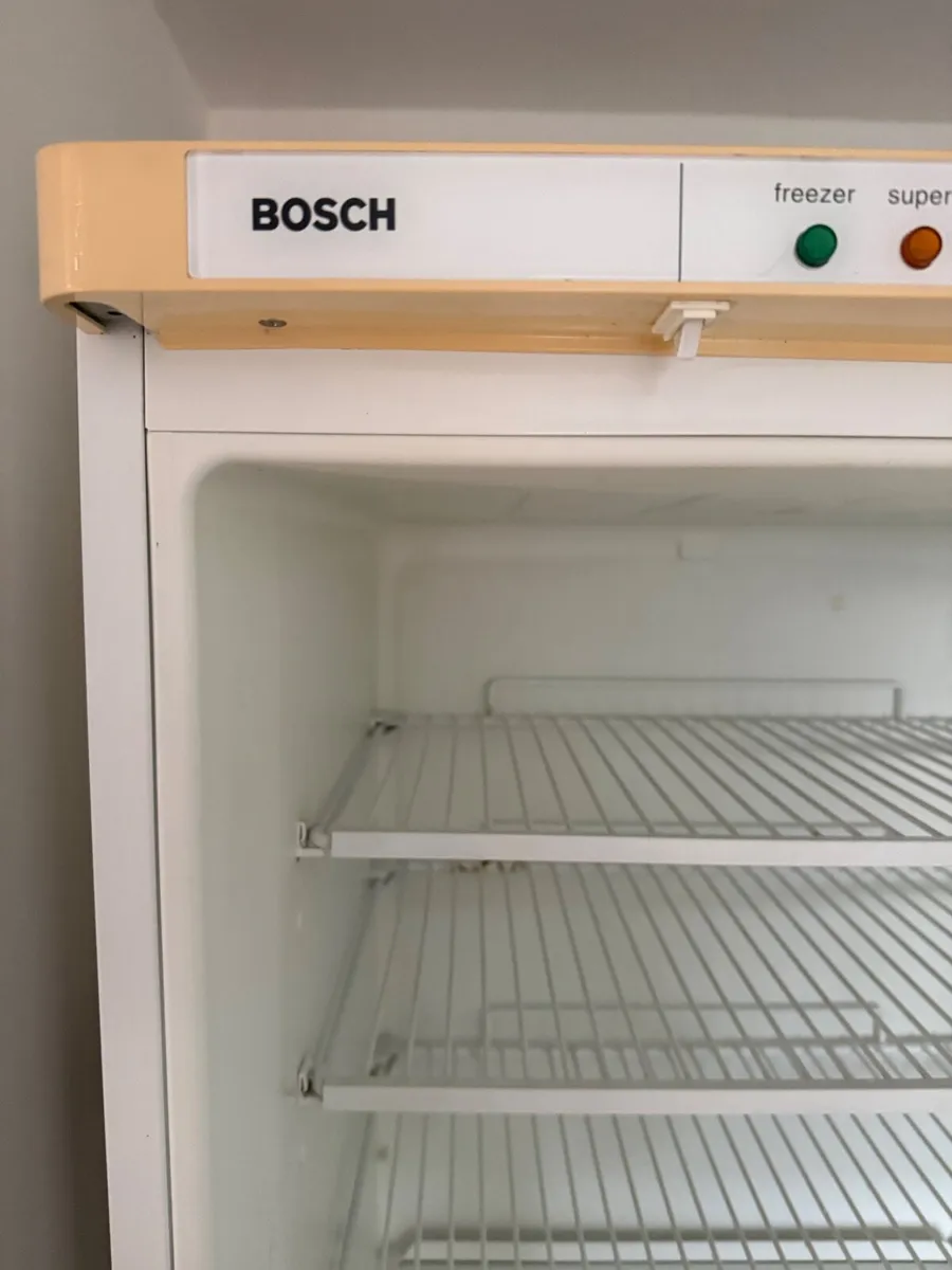 Bosch fridge - Image 1