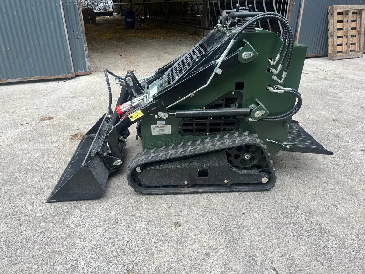 Pedestrian skid steer - Image 4