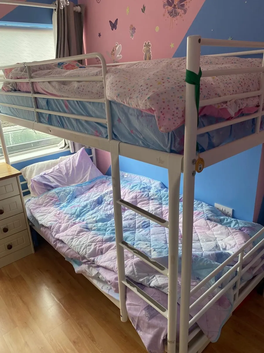 Bunk Beds - Image 2