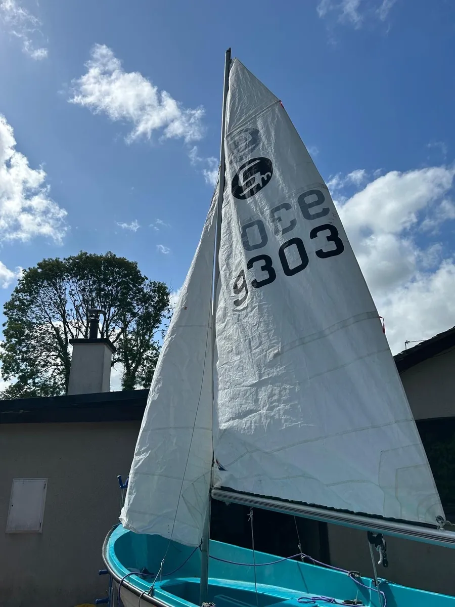 OSM 13ft 5in 404 fibreglass clinker boat - Image 3