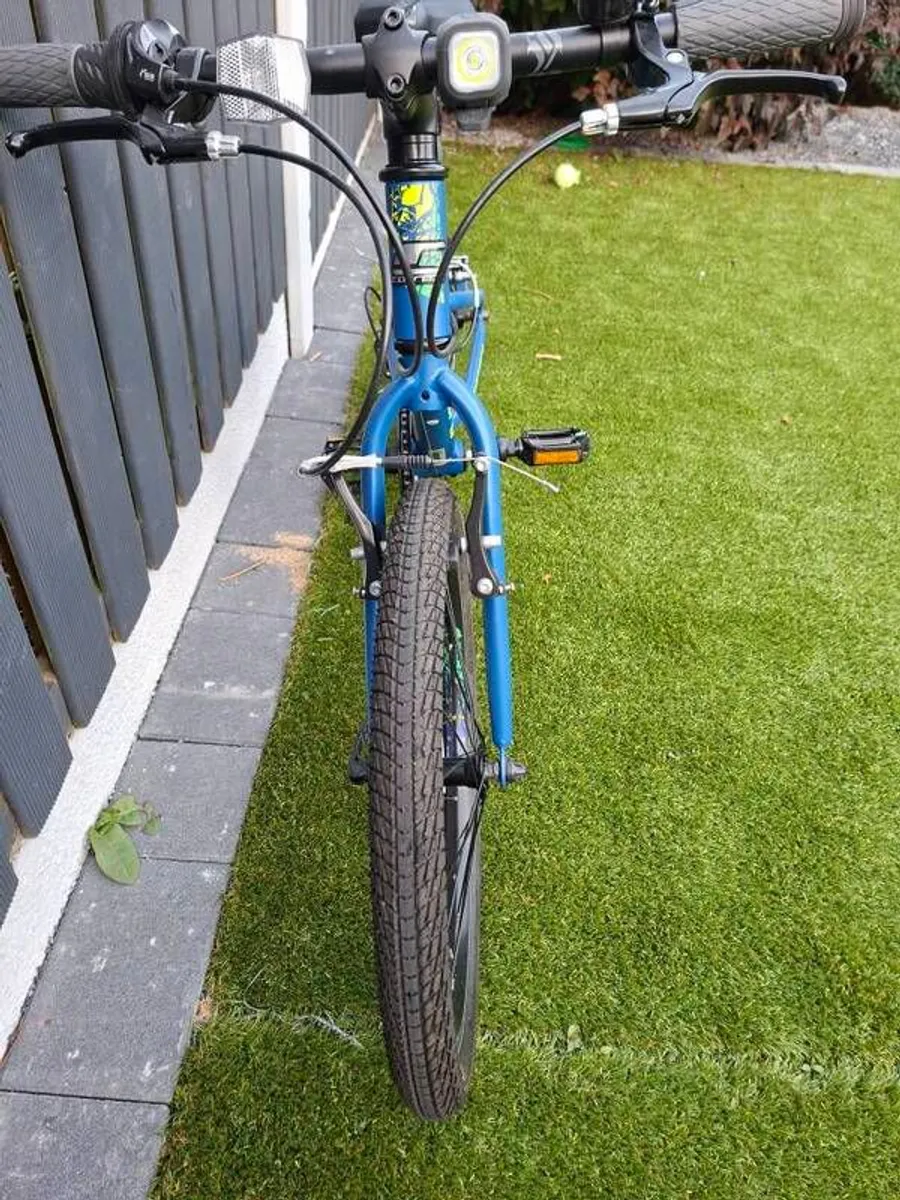 Carrera Abyss 20" Hybrid Bike  Mint Condition - Image 4