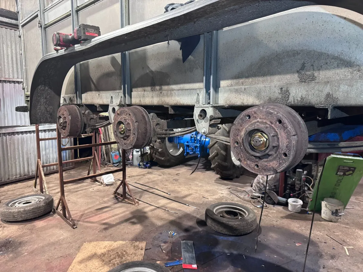 Trailer Maintenance - Image 3