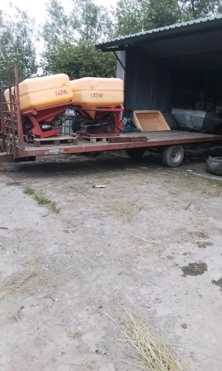 20.ft.bale.trailor - Image 3
