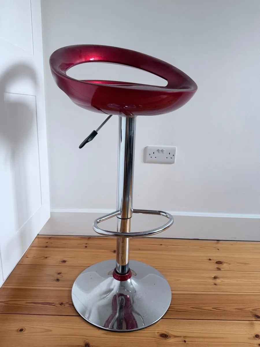 Bar stool/chair - Image 3