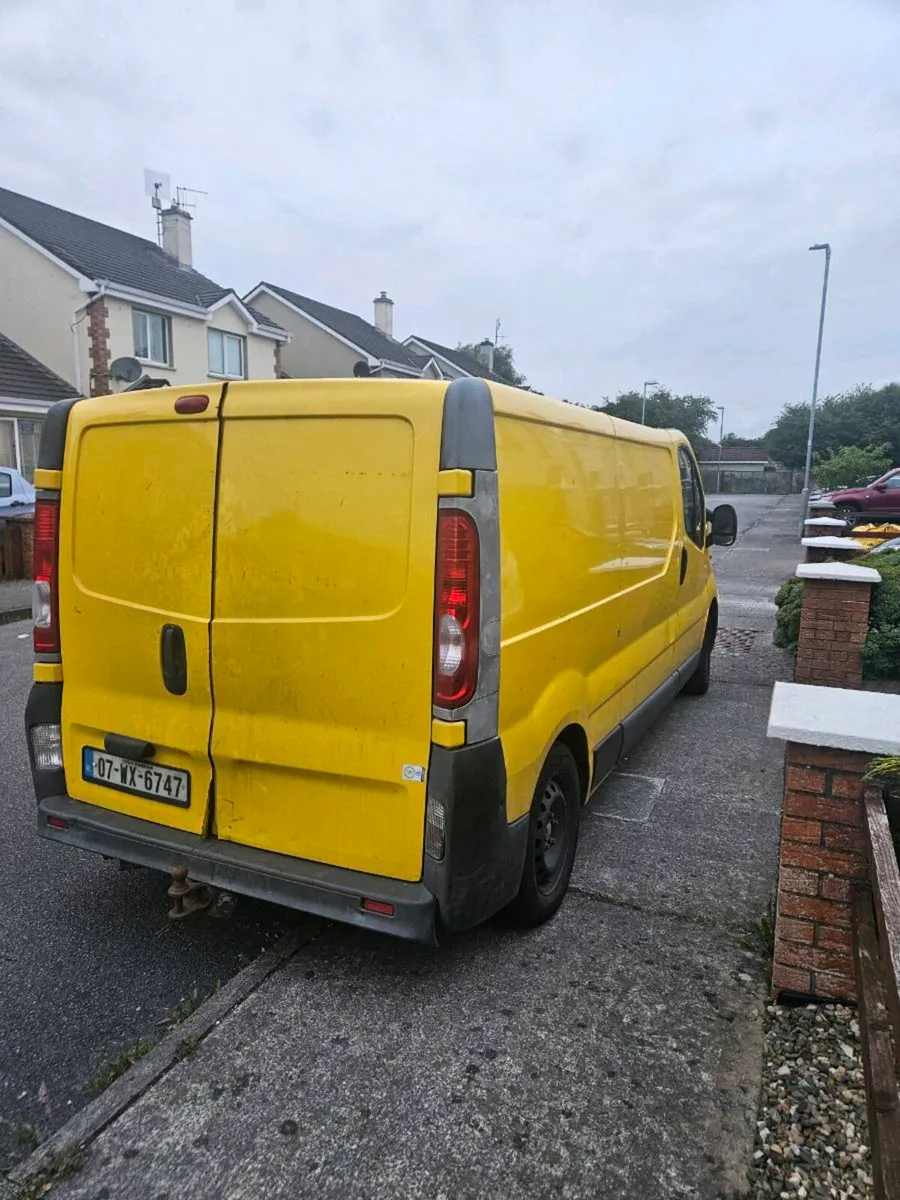 Vivaro - Image 4