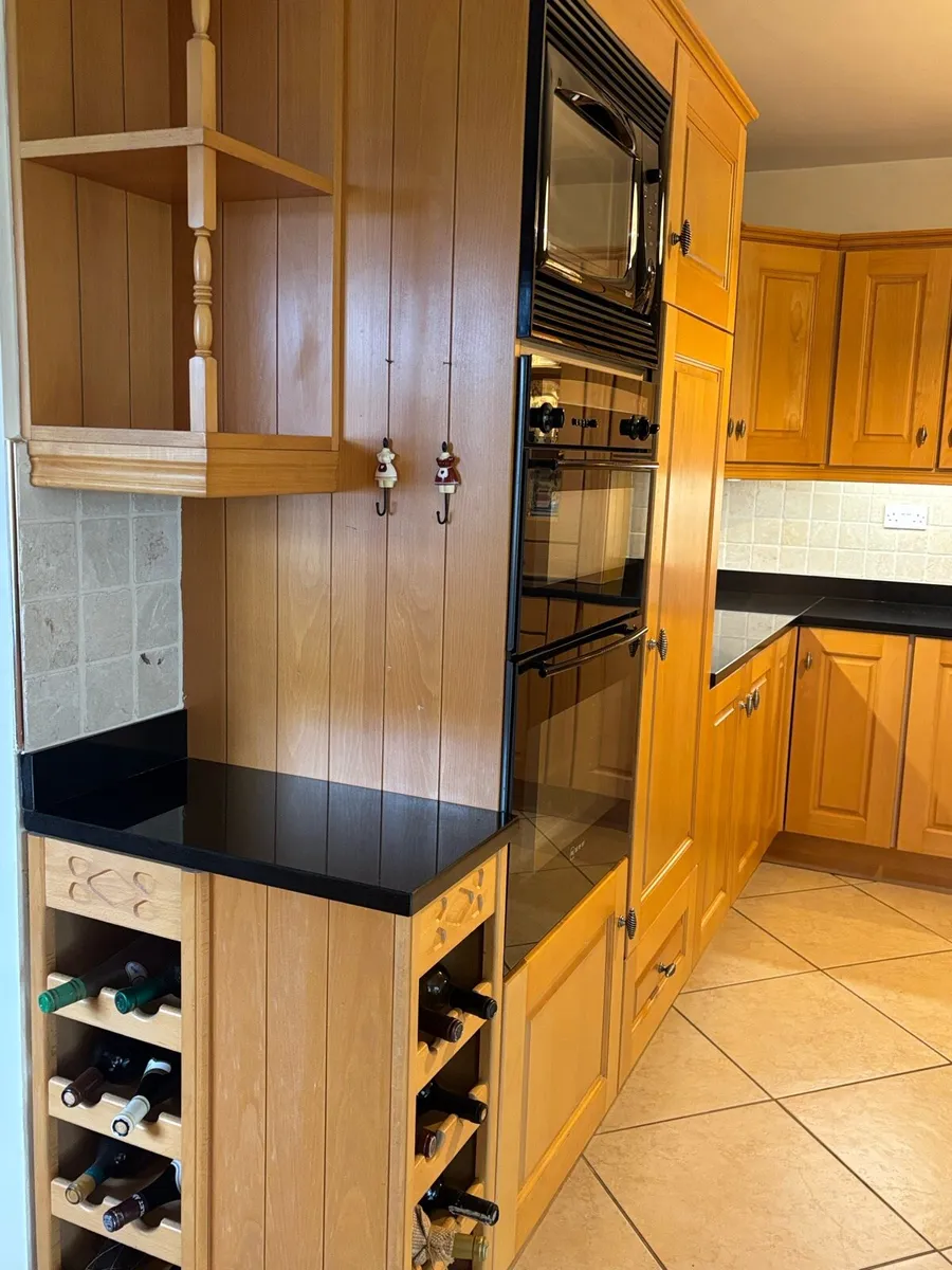 Kitchen - Image 4