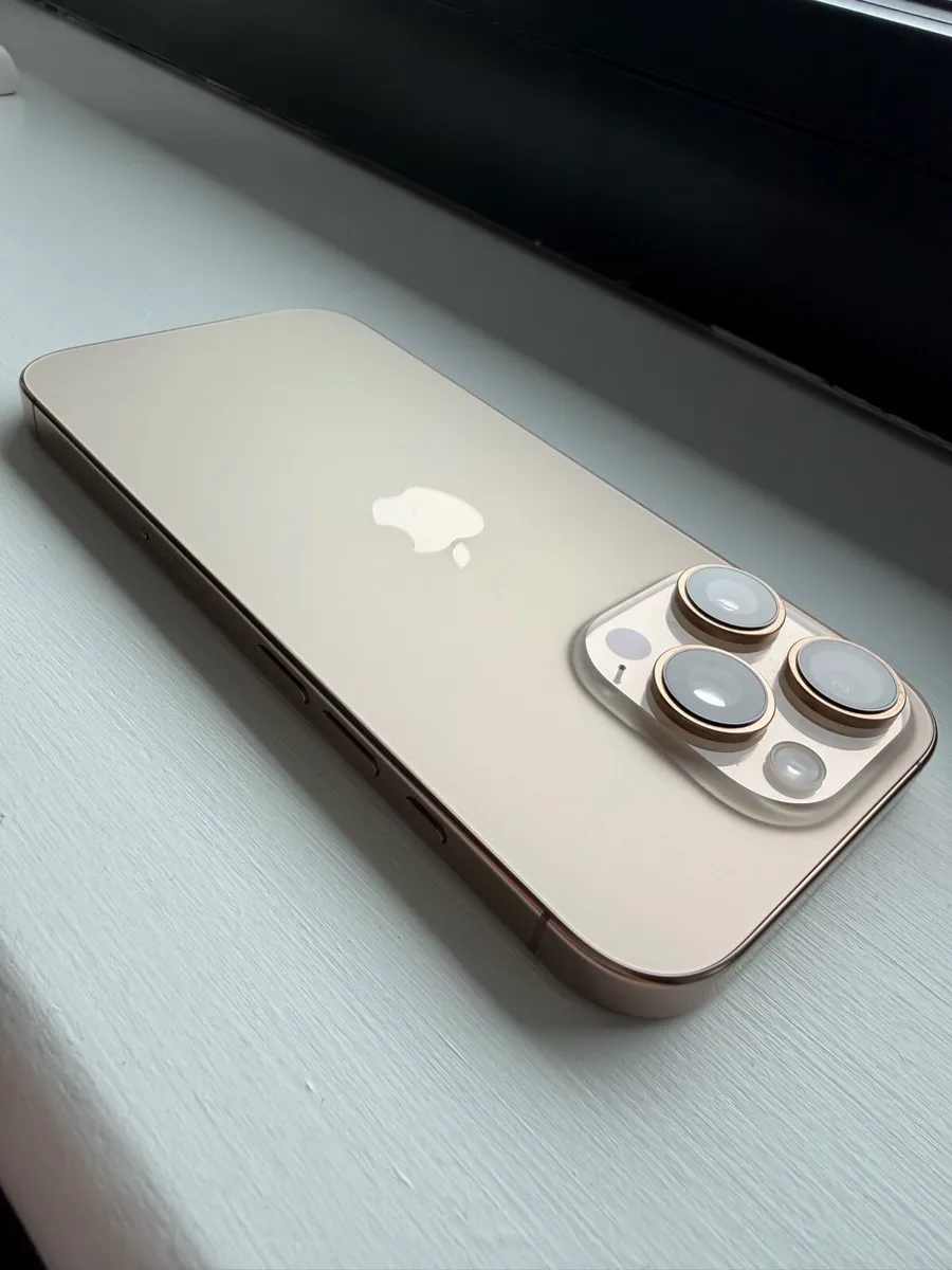 iPhone 16 Pro 256GB Desert Titanium - Image 3