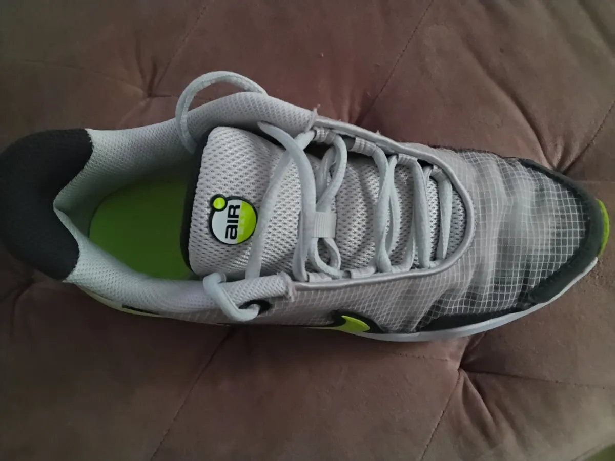 Footwear - Image 2