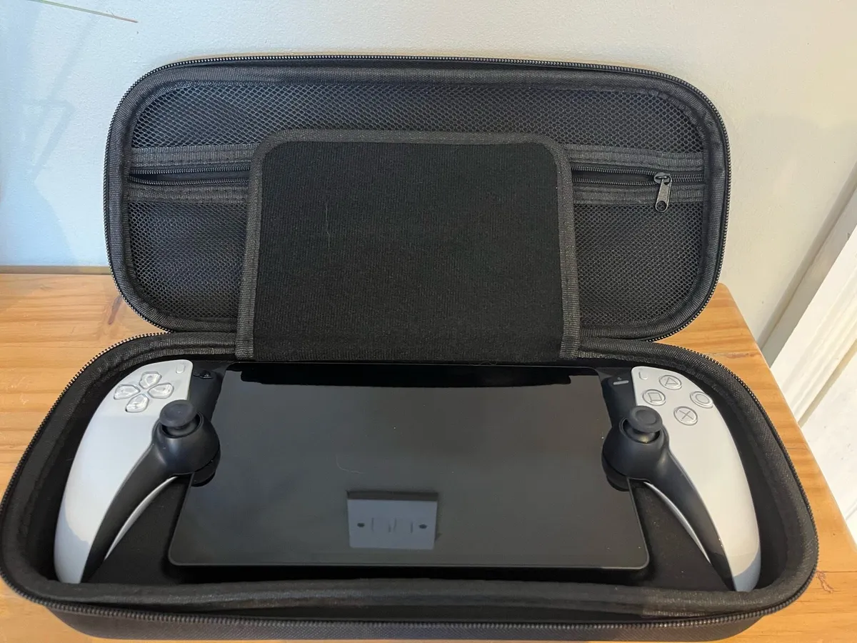 PlayStation Portal - As New -Box & Protective Case - Image 2