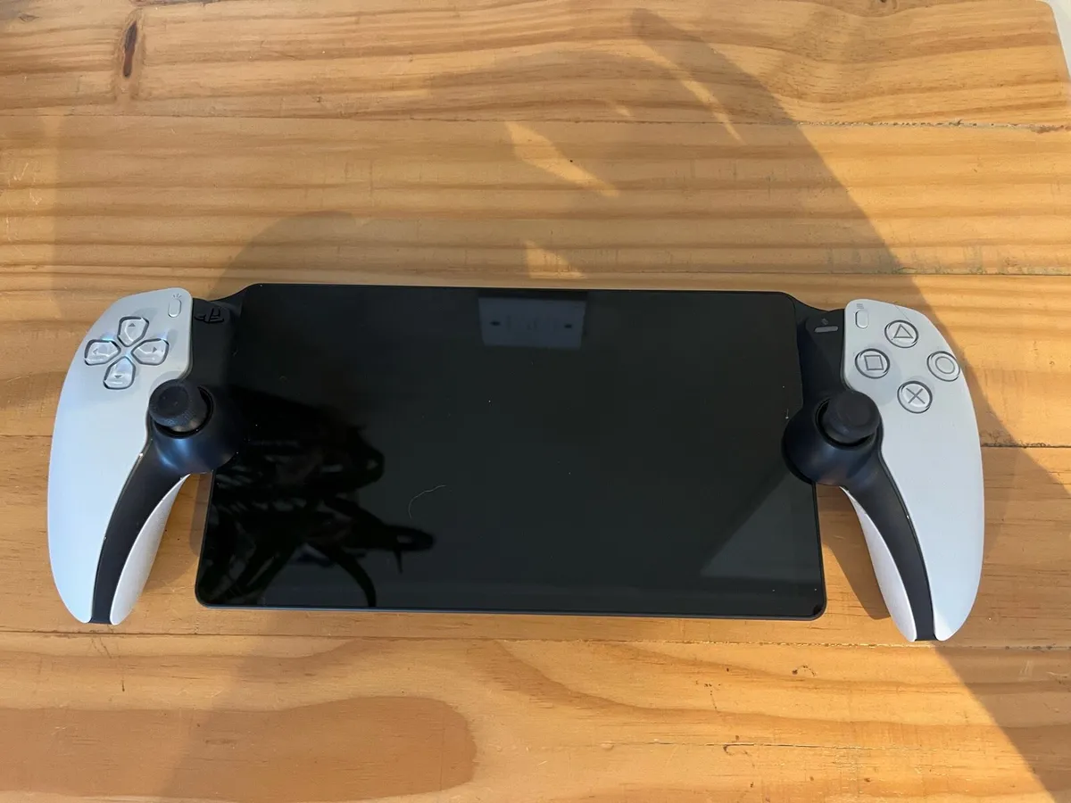PlayStation Portal - As New -Box & Protective Case - Image 3