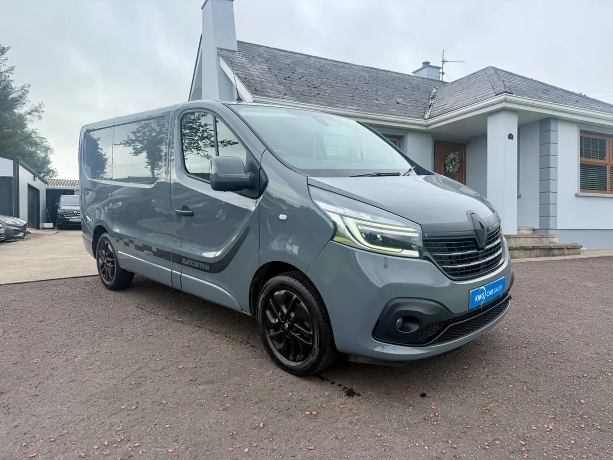 NO VAT) 2020 Renault Trafic Black Edition 2.0 145 - Image 3