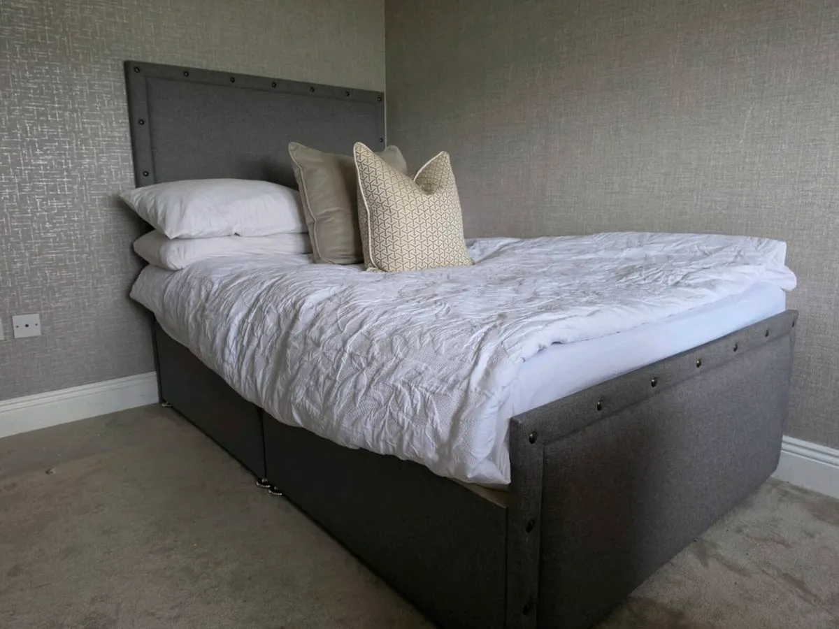 Grey Double Stud bed like new - Image 1