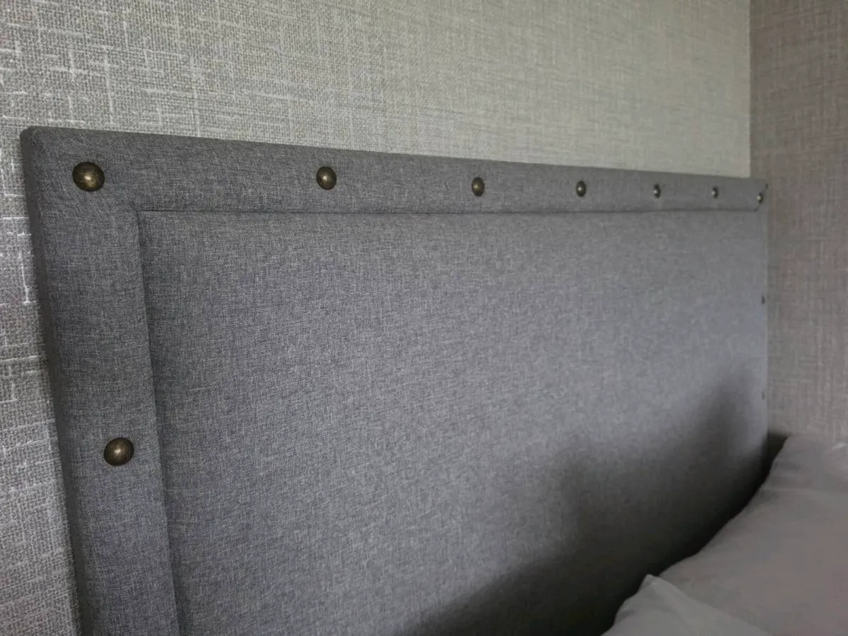 Grey Double Stud bed like new - Image 2