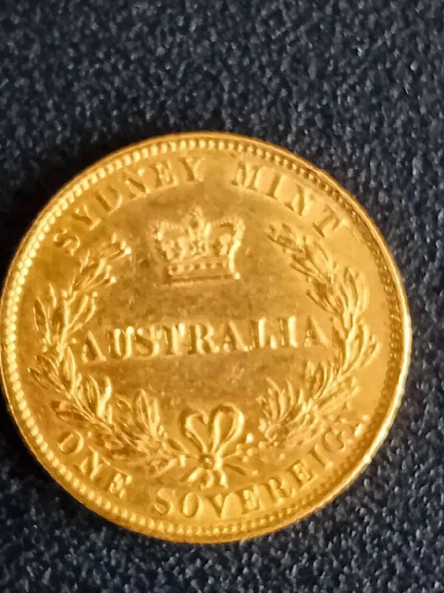 Gold sovereign - Image 1