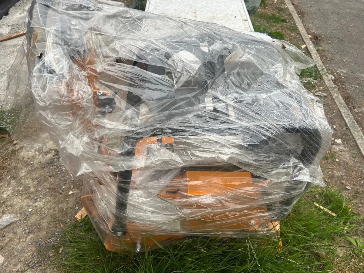 Brand New Dyna Wacker Plate (Honda GX160 Engine) - Image 4