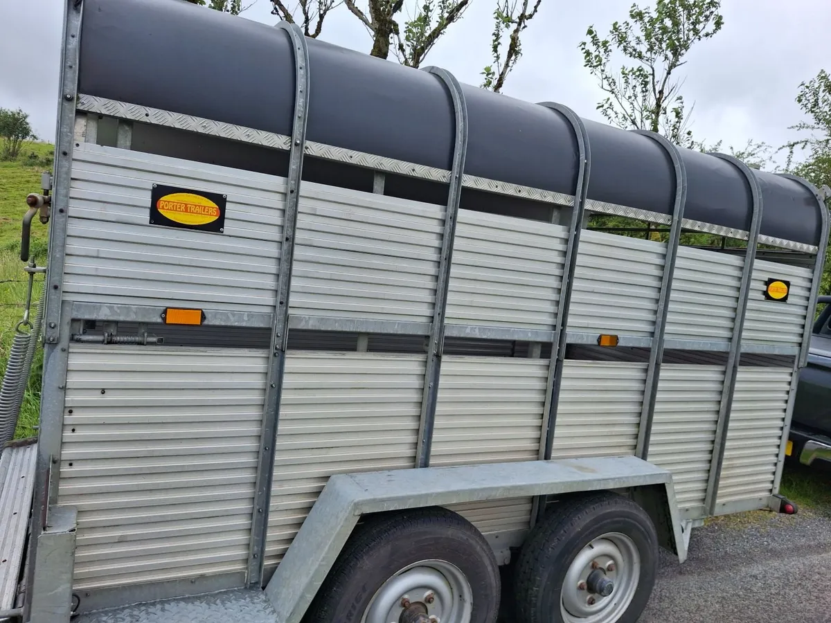 Trailer - Image 1