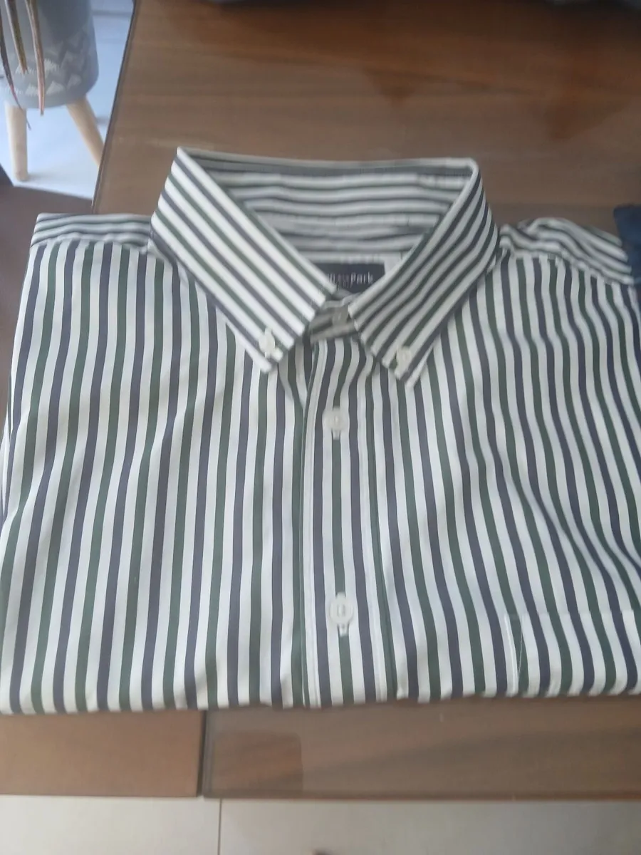 2 high quality  shirts ex condition - Image 4
