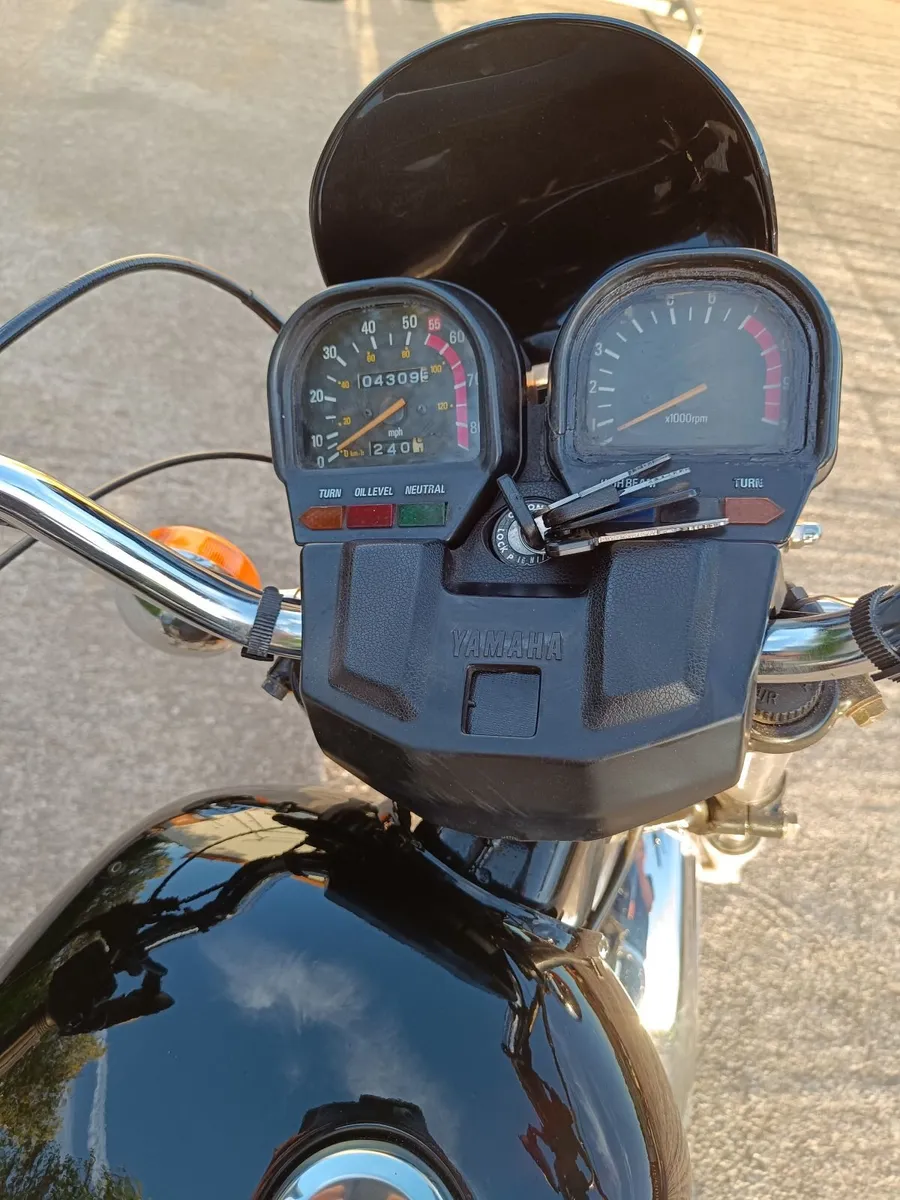 YAMAHA Other 1982 - Image 2