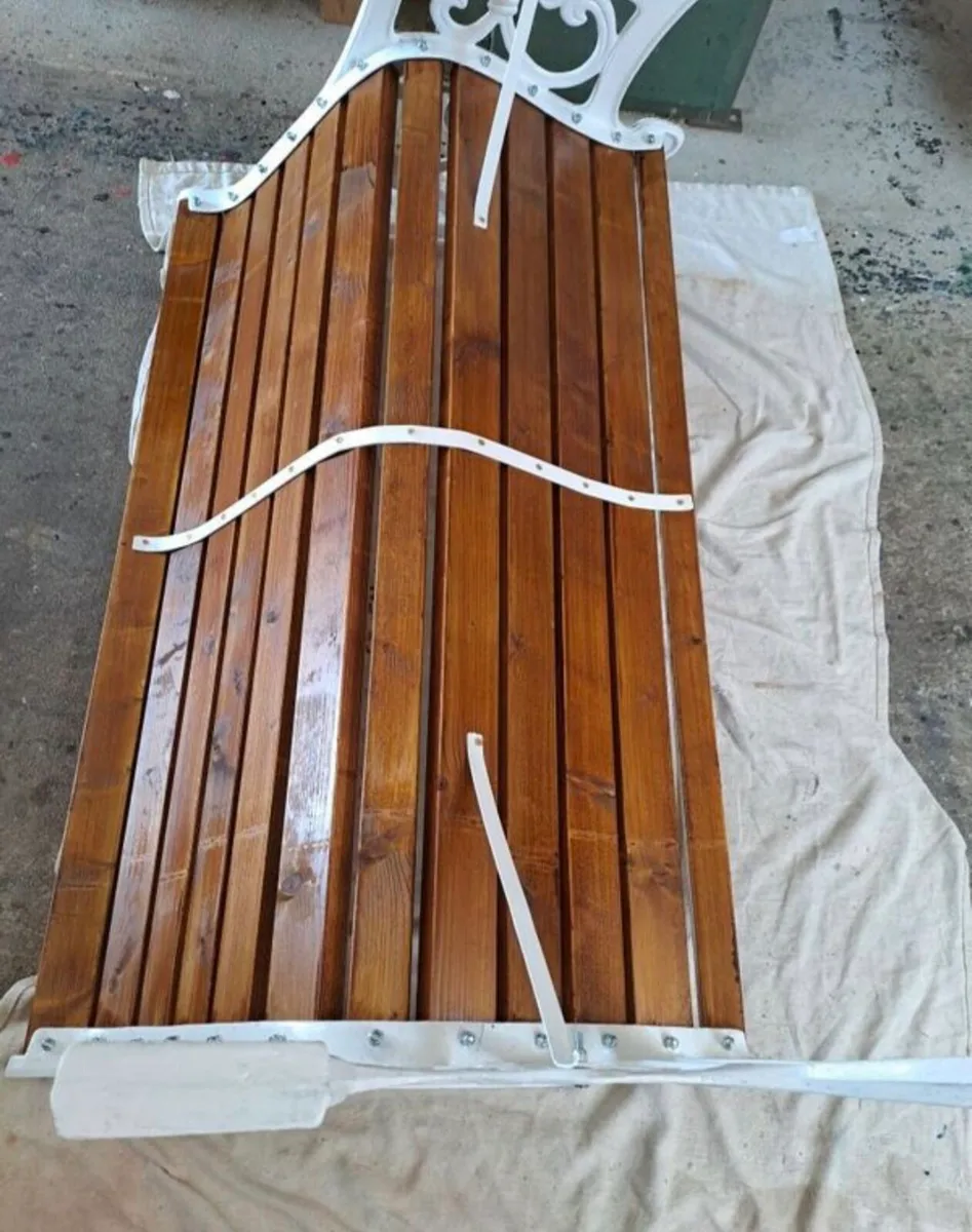 Cast iron Garden benches - Image 3