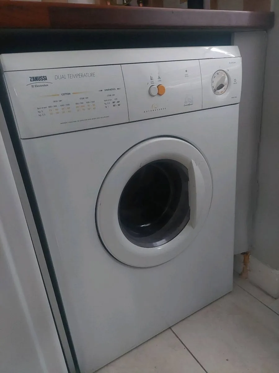 Zanussi dryer - Image 1