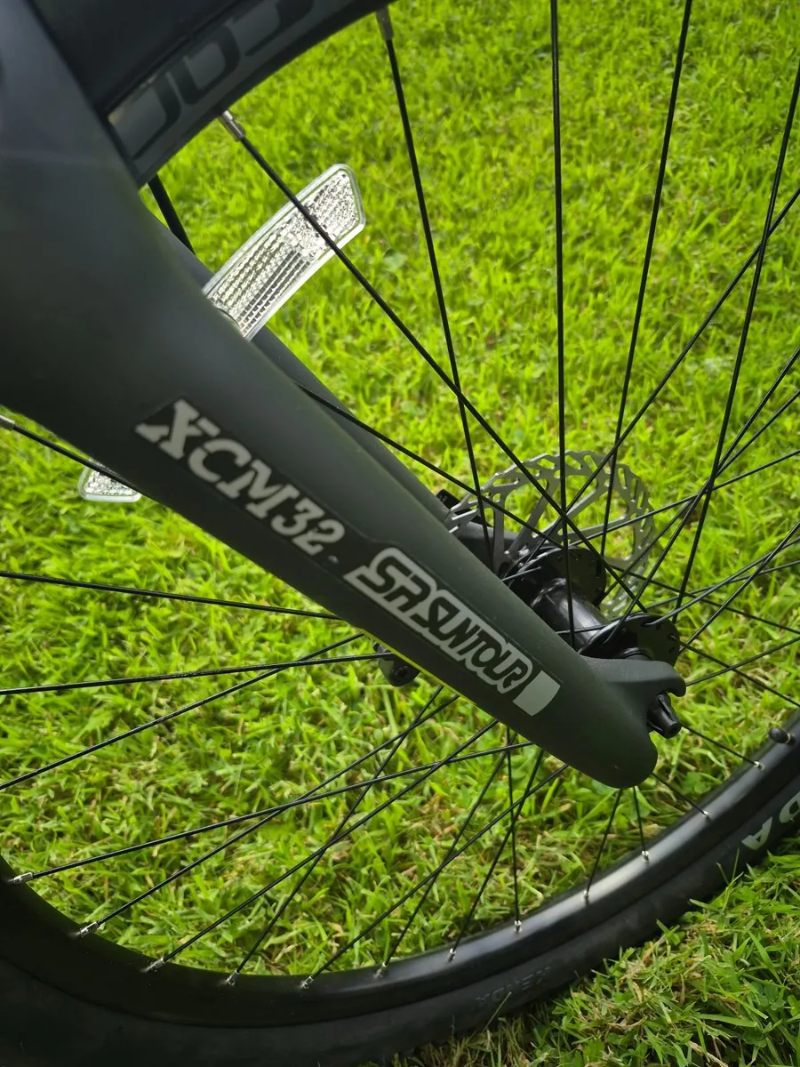 Mountain Bike - Image 3
