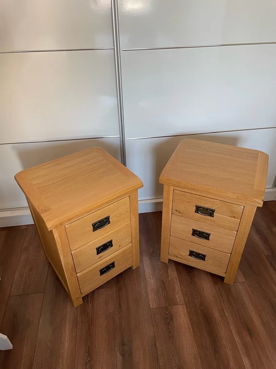 Oak Drawer Bedside Table - Image 2