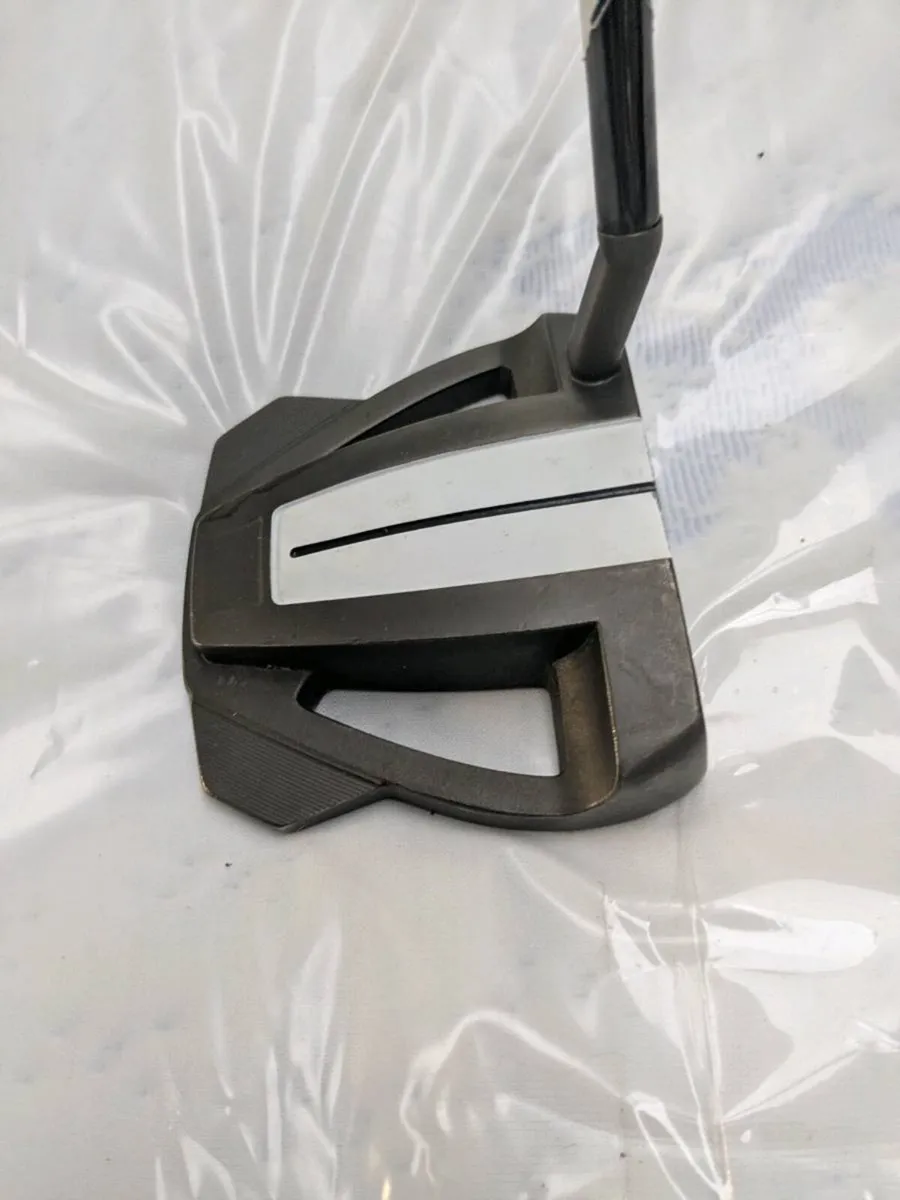 Spider putter - Image 1