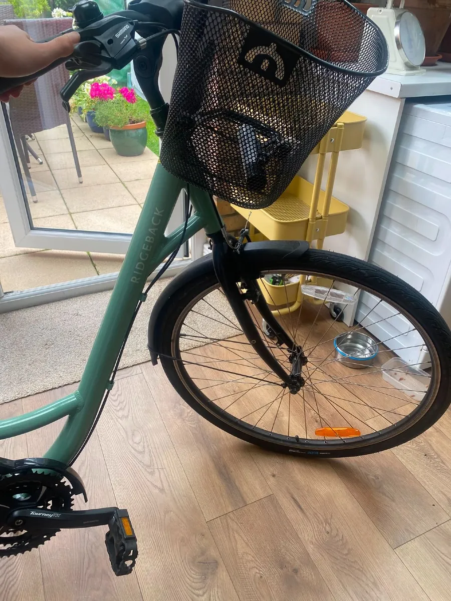 Ridgeback Avenida 21 City Bike For Sale - Image 3