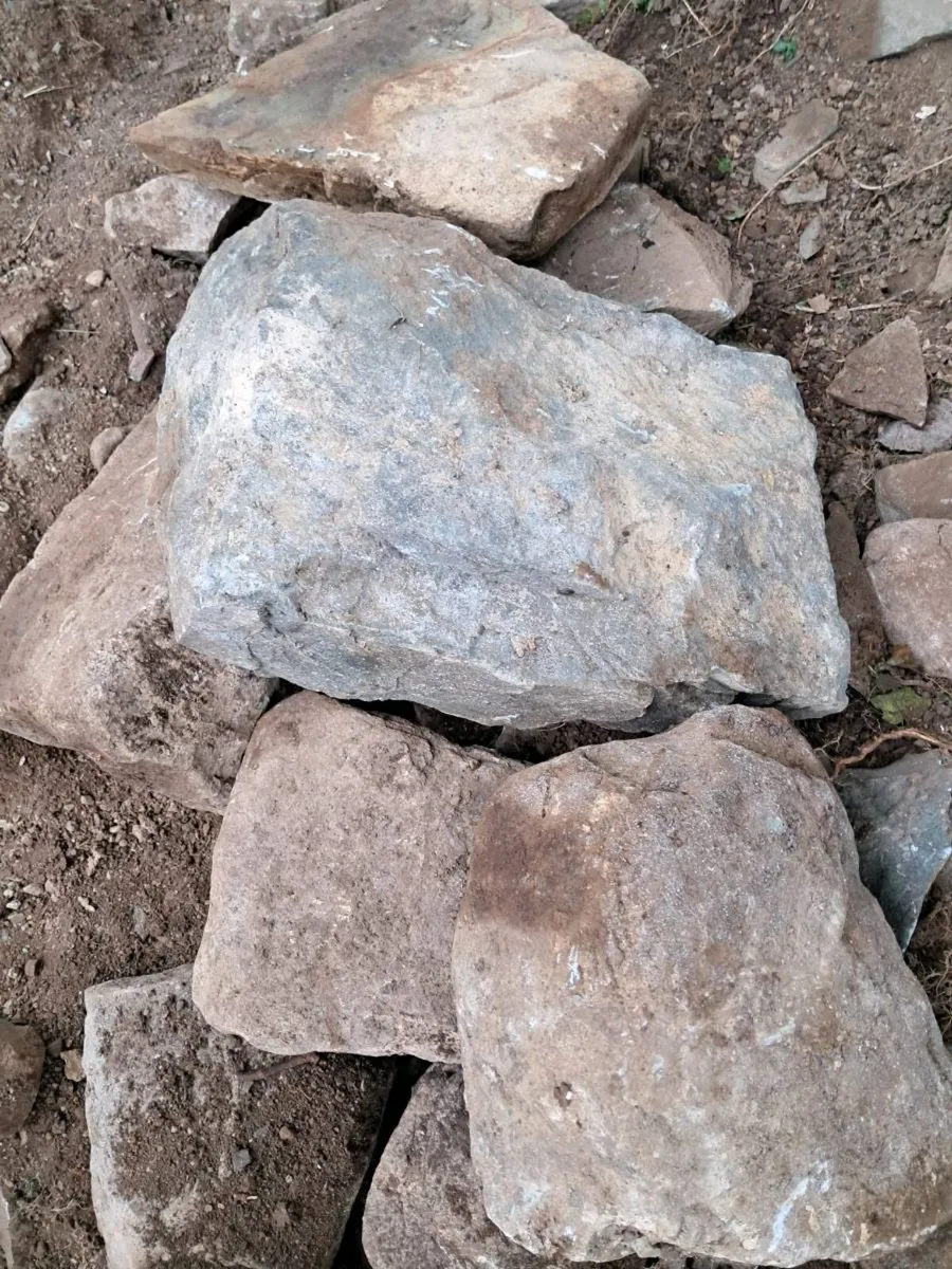 Building stone - Image 1